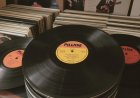 A Beginner’s Guide to Collecting Old Bollywood Vinyl Records