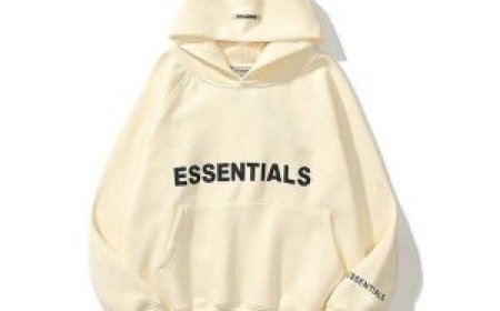 Essentials Hoodie Defines Urban Street Style
