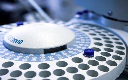 Advanced Cryo-EM Methodology: Technical Enhancements for Practitioners