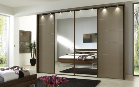 Sliding Door Wardrobes: The Storage Option for Bedroom