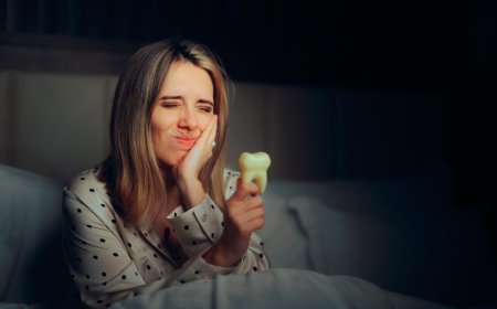 How to Handle a Dental Emergency at Night in Kansas City, MO