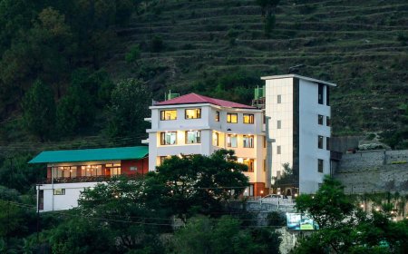 Best Family Hotel in Ranikhet – Comfort, Views & Warm Hospitality