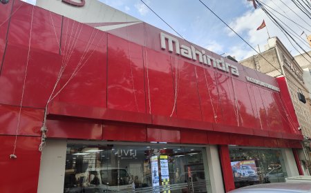 Mahindra Camper Showroom Excellence at Vigsons Automobiles