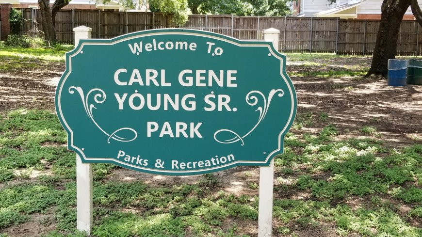 Purpose of Custom Outdoor Signs in Denton TX