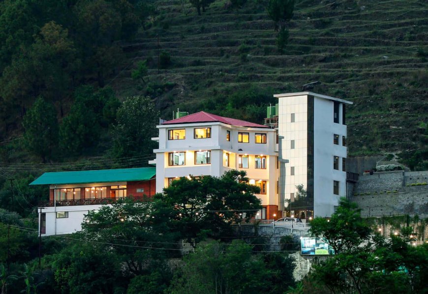 Best Family Hotel in Ranikhet – Comfort, Views & Warm Hospitality
