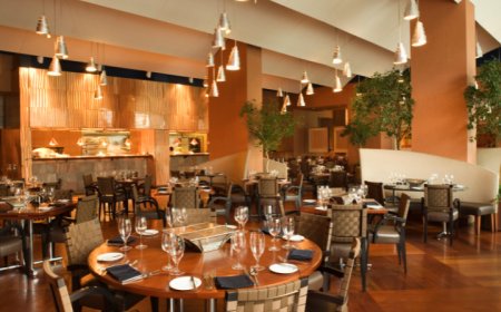 Why Indian Restaurants Are a Favourite Among Food Lovers