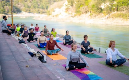 Experience authentic 200 Hour Yoga Teacher Training in RIshikesh by the Best Yoga school - Mira Yogashala